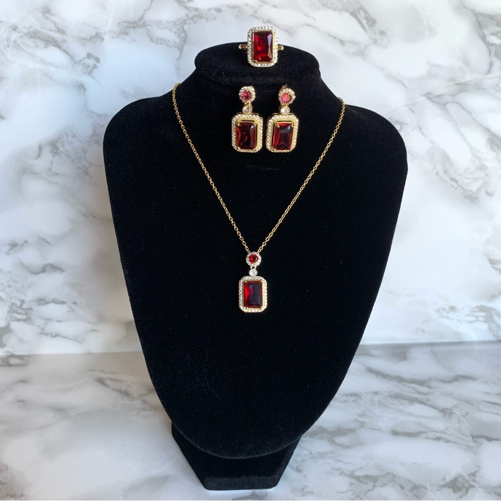 ♦️SALE♦️Luxury Red Cubic Zirconia Sets